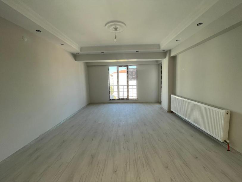 Kiralık 2+1 Sıfır Daire Cadde Cephe Yeni Migros Üzerinde-4