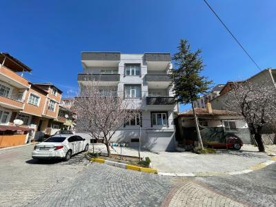 Pınarhisar Orta Mahalle'de Teraslı, Isı Yalıtımlı Kiralık 2+0 DAİRE