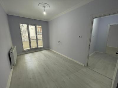 PINARHİSAR ÇARŞIDA SATILIK 3+1 SIFIR ARA KAT DAİRE