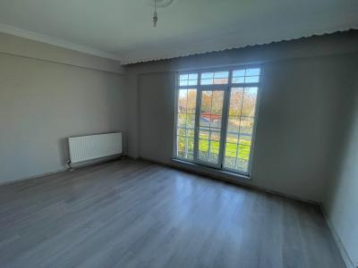 SATILIK BÜYÜK 2 +1 DAİRE PINARHİSAR / ORTA MAHALLE